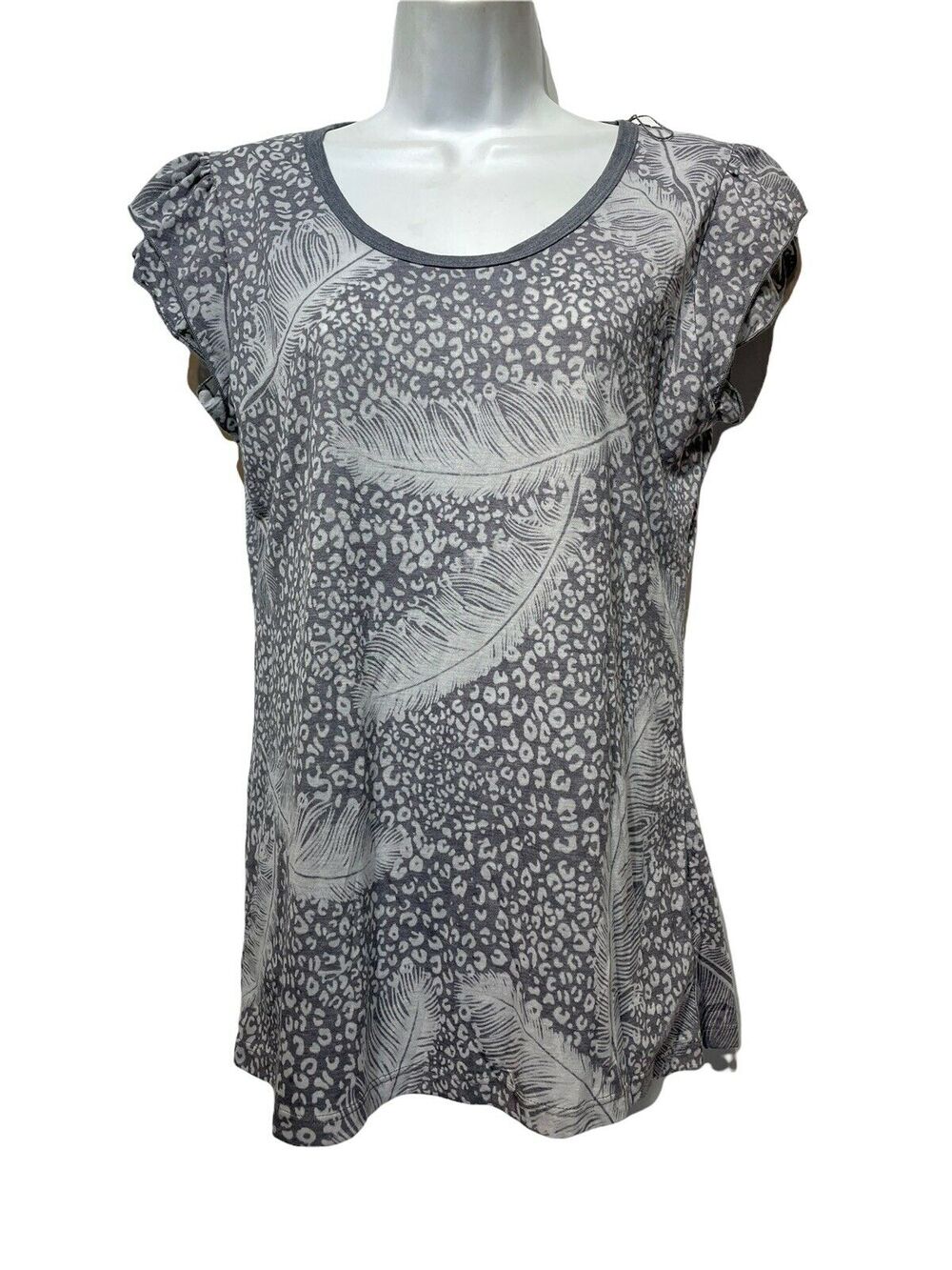 Vintage Suzie petite short Ruffle sleeve Gray feather shirt Size PL